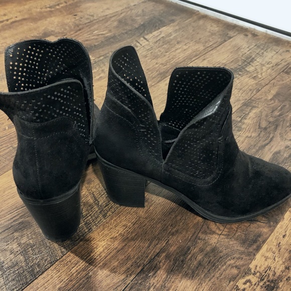 Suede black heeled boots - Picture 1 of 2